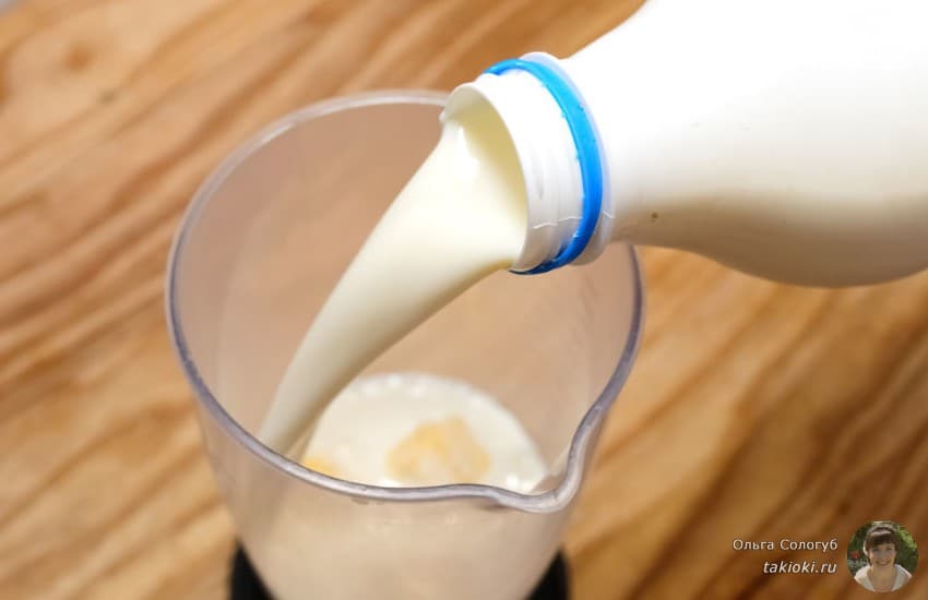 Молочный коктейль с бананом в блендере - рецепт с фото и видео