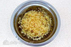 Куриный суп с рисом и сыром: Рис промыть