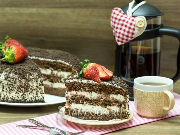Шоколадный торт с клубникой — рецепт с фото пошагово