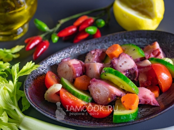Салат с щупальцами осьминога (сицилийская кухня) — рецепт с фото пошагово