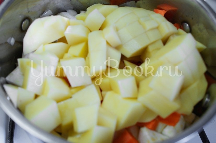 Суп-пюре из корня сельдерея и картофеля - шаг 4