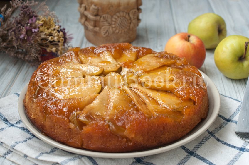 Яблочный пирог-перевертыш