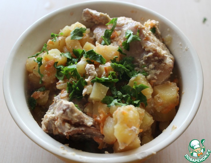 Рецепт: Кролик с картофелем в горшочках Классический