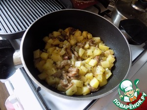 Маслята с картошкой: рецепты жарки на сковороде, с луком и без