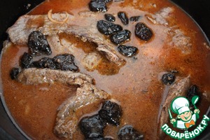 Мясо с черносливом тушеное: пошаговые рецепты с фото