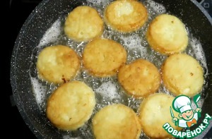 Творожные пончики, жаренные в масле - пошаговые рецепты с фото