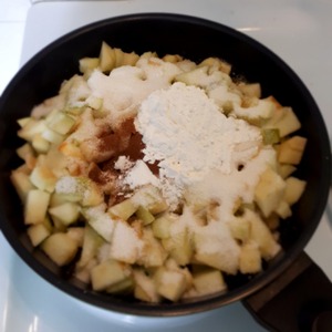 Яблочный пирог с корицей - пошаговые рецепты с фото