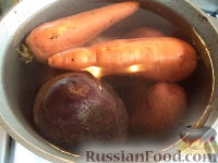 Фото приготовления рецепта: Винегрет с фасолью и солеными огурцами - шаг №3