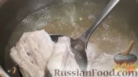 Фото приготовления рецепта: Украинский борщ со свёклой, на свиных рёбрах - шаг №10