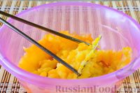 Фото приготовления рецепта: Ленивые вареники с картошкой и тыквой - шаг №4