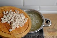 Фото приготовления рецепта: Сырный суп с сырными шариками - шаг №7