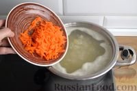 Фото приготовления рецепта: Сырный суп с сырными шариками - шаг №8