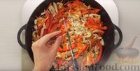 Фото приготовления рецепта: Лапша удон с курицей и овощами в соусе терияки - шаг №13