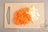 Фото приготовления рецепта: Щи с квашеной капустой и фасолью - шаг №4