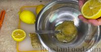 Фото приготовления рецепта: Имбирный лимонад с мёдом и мятой (без варки) - шаг №2