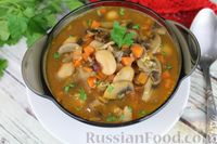 Фото приготовления рецепта: Суп с консервированной фасолью, грибами, беконом и сыром - шаг №15