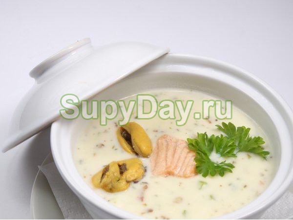 Крем суп из лосося с мидиями
