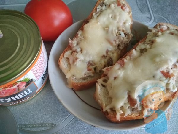 Бутерброды с консервированным тунцом —  рецепты приготовления