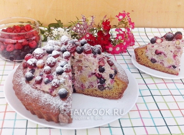 Фото торта «Манник с ягодами»