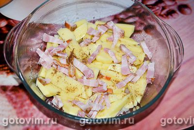 Картофельная запеканка с сыром и беконом в духовке, Шаг 03