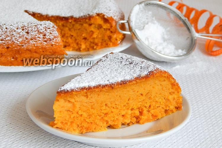 Фото Морковный бисквитный пирог в мультиварке