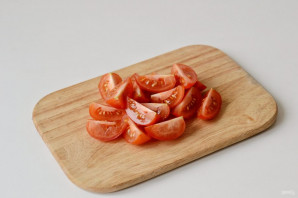 Салат с хрустящими баклажанами и помидорами - фото шаг 6