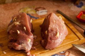 Свинина с брусничным соусом - фото шаг 4