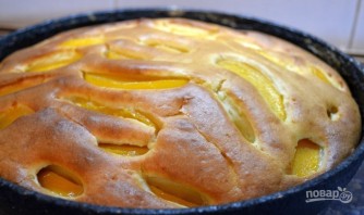 Пирог из консервированных персиков - фото шаг 4