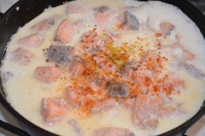 Семга в сливочно-чесночном соусе - фото шаг 4