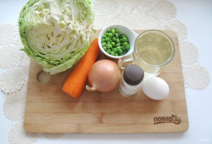 Весенний суп с яйцом и горошком - фото шаг 1