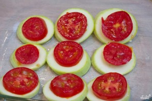 Кабачки с помидорами и сыром в духовке - фото шаг 3