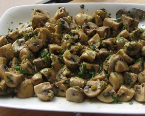 Картофель с маринованными грибами - фото шаг 5