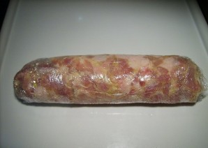 Домашняя колбаса в пищевой пленке - фото шаг 3