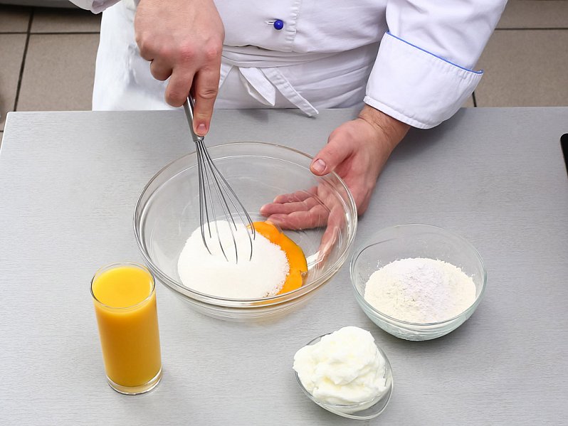 Рецепт: Апельсиновый кекс в мультиварке - шаг 1