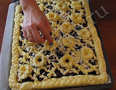 Пирог с черникой и творогом — рецепт с фото пошагово
