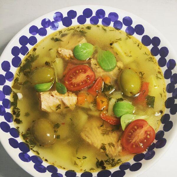 Рыбный суп с оливками