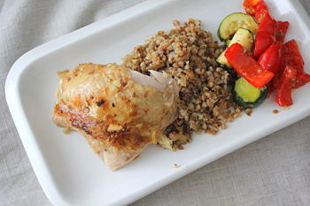 Курица, фаршированная гречкой, в духовке, рецепт с фото