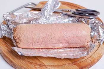 Домашняя вареная колбаса - рецепты из курицы, свинины, говядины