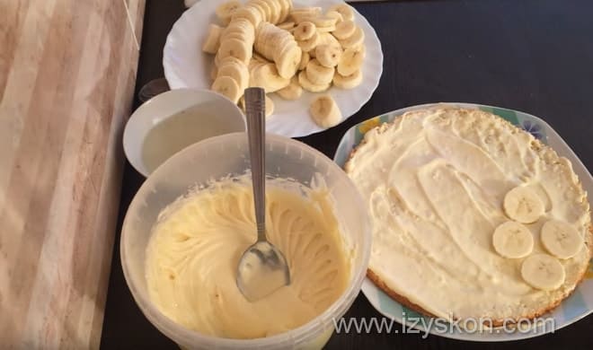 Множество рецептов выпечки бананового торта