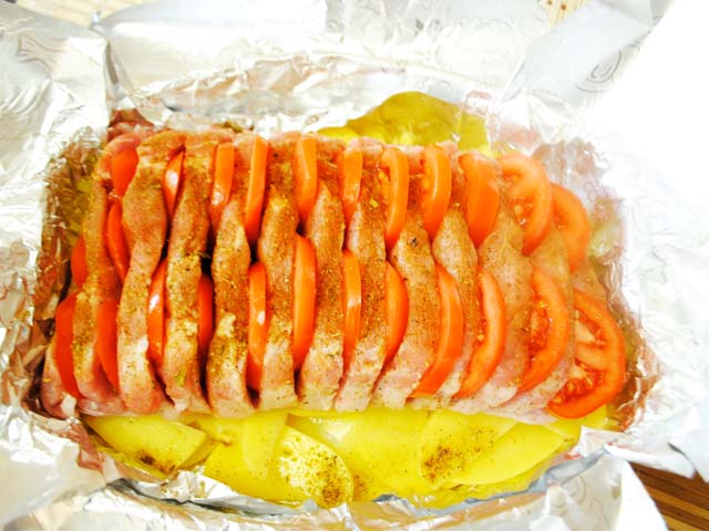 Запеченная картошка со свининой - пошаговые рецепты с фото