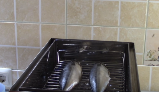 Скумбрия горячего копчения: рецепт приготовления в домашних условиях, в коптильне