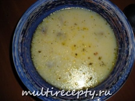  Суп с плавлеными сырками и шампиньонами