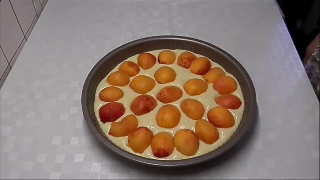 Пирог с абрикосами – очень простые и вкусные рецепты