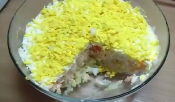 Салат Мимоза с горбушей — классические рецепты с пошаговым фото