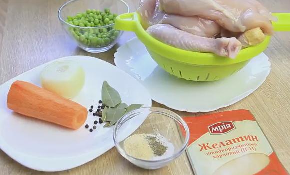 Заливное (холодец) из курицы с желатином — простые и вкусные рецепты