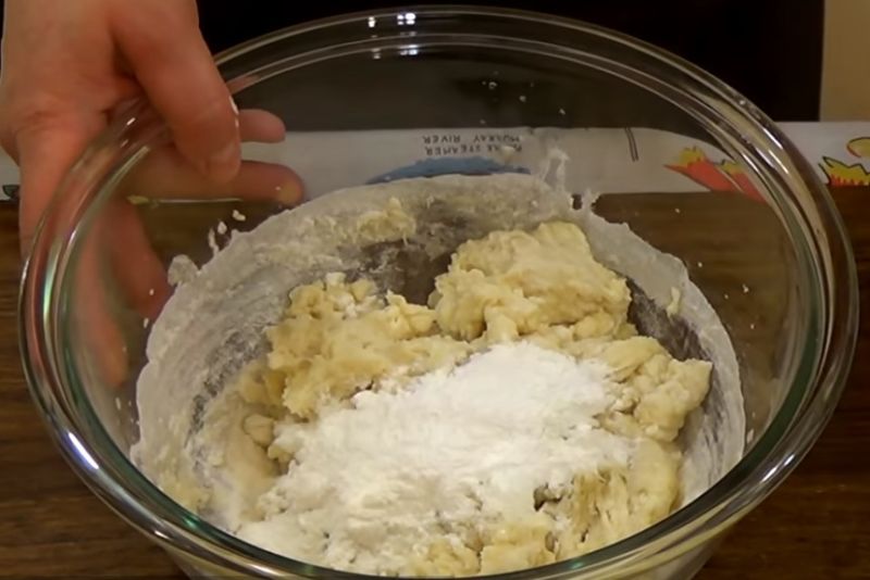 Пирожки с капустой жареные на сковороде – быстрые и вкусные рецепты с фото пошагово