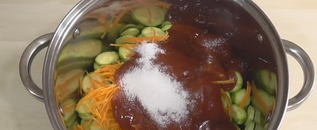 Хрустящие маринованные кабачки на зиму: самые вкусные рецепты