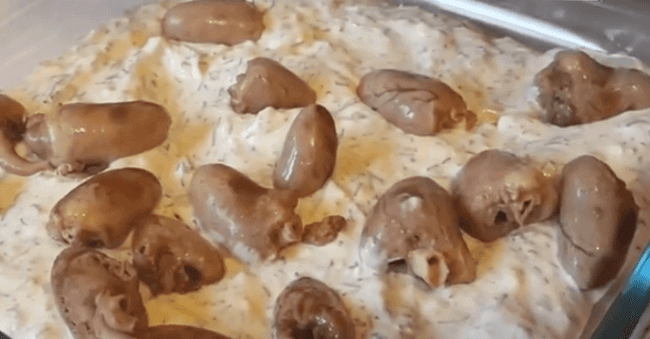 Куриные сердечки в сметанном соусе - пошаговые рецепты с фото