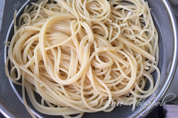 Отваренные спагетти
