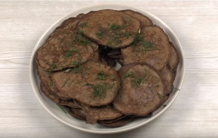 Печеночные оладьи - 5 рецептов приготовления с пошаговым фото